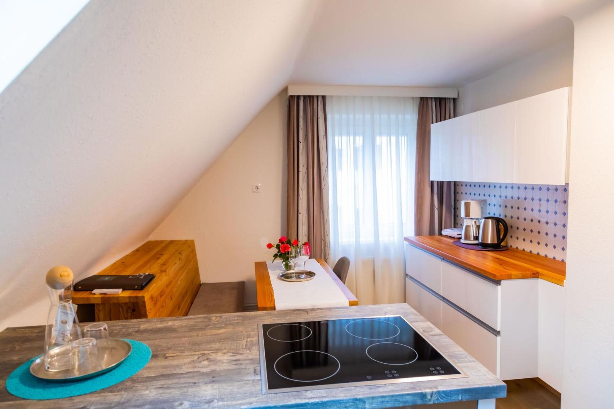 Apartmenthaus Pastner Am Teich Übelbach Buitenkant foto