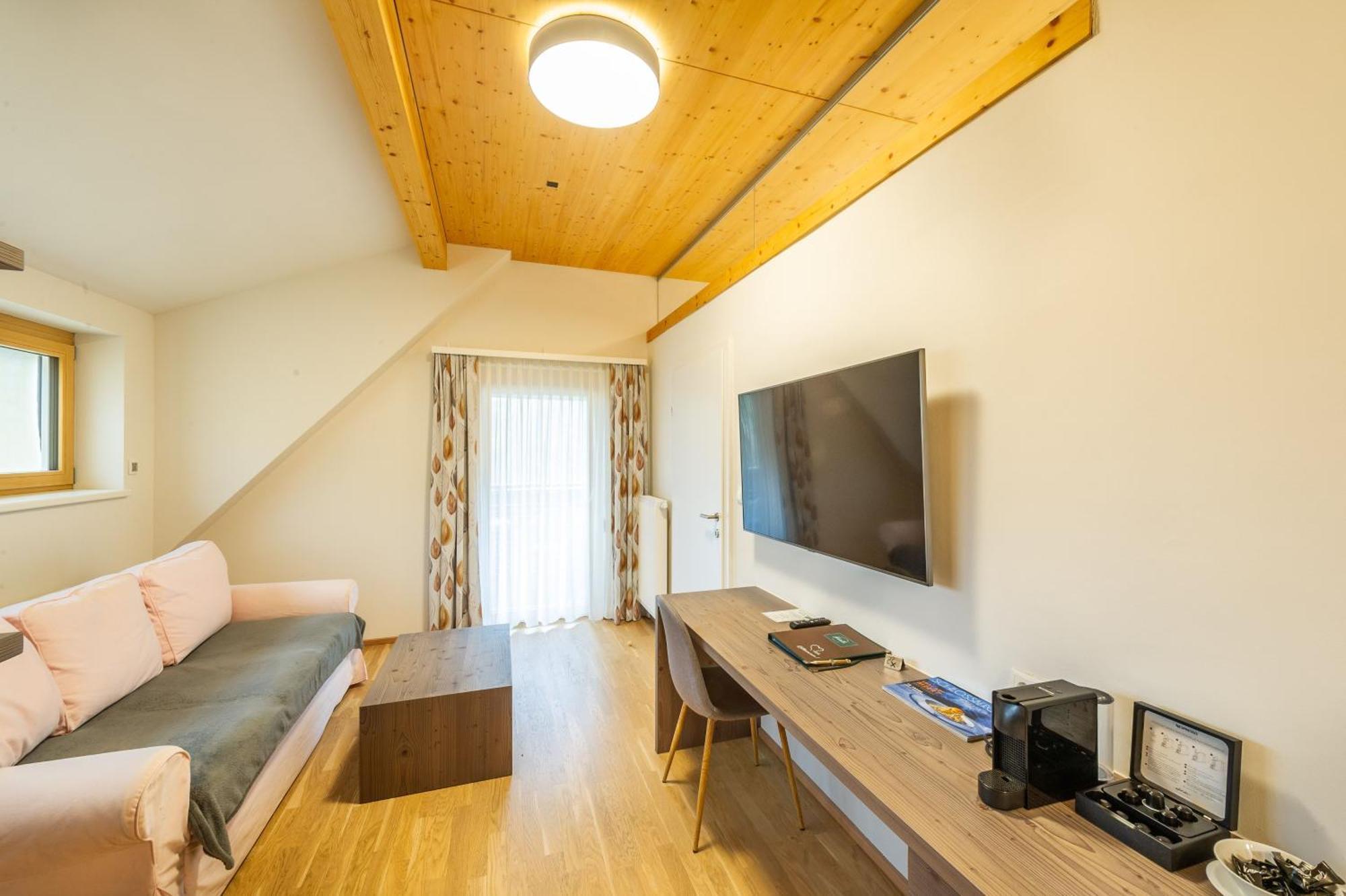 Apartmenthaus Pastner Am Teich Übelbach Buitenkant foto