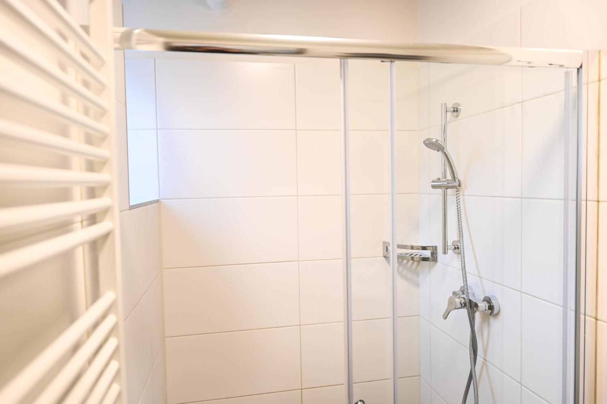Apartmenthaus Pastner Am Teich Übelbach Buitenkant foto